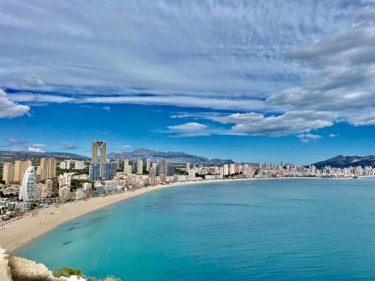 Traveler'S Beach Apartment With Sea View, Free Coffee & Parking Benidorm Exterior foto