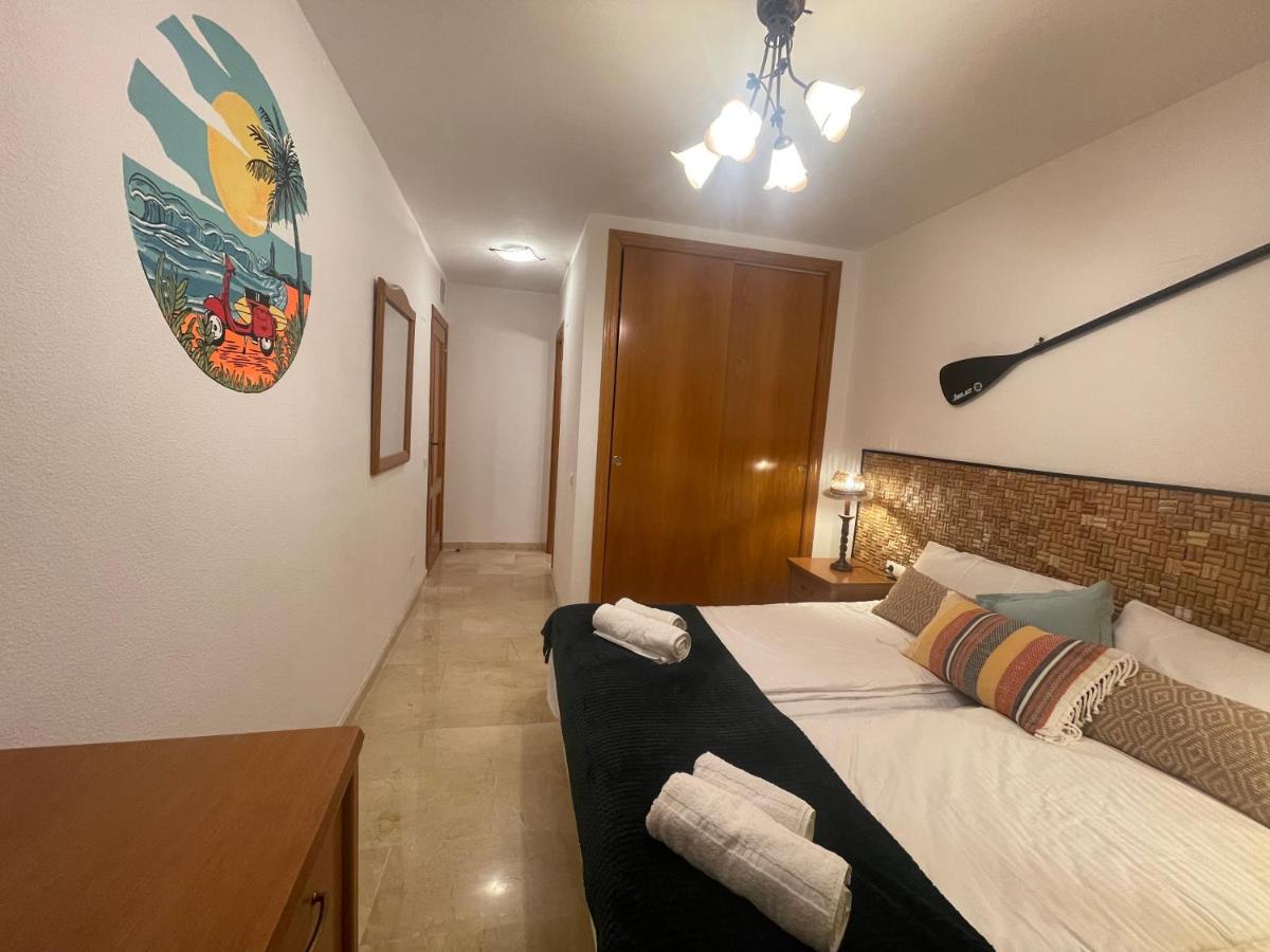 Traveler'S Beach Apartment With Sea View, Free Coffee & Parking Benidorm Exterior foto